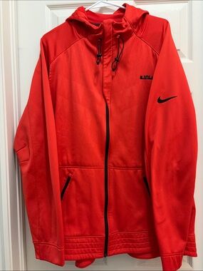 Nike Red Full-Zip Hooded Athletic Jacket